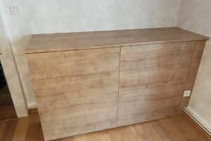 meuble rangement bois massif prise électrique intégrée